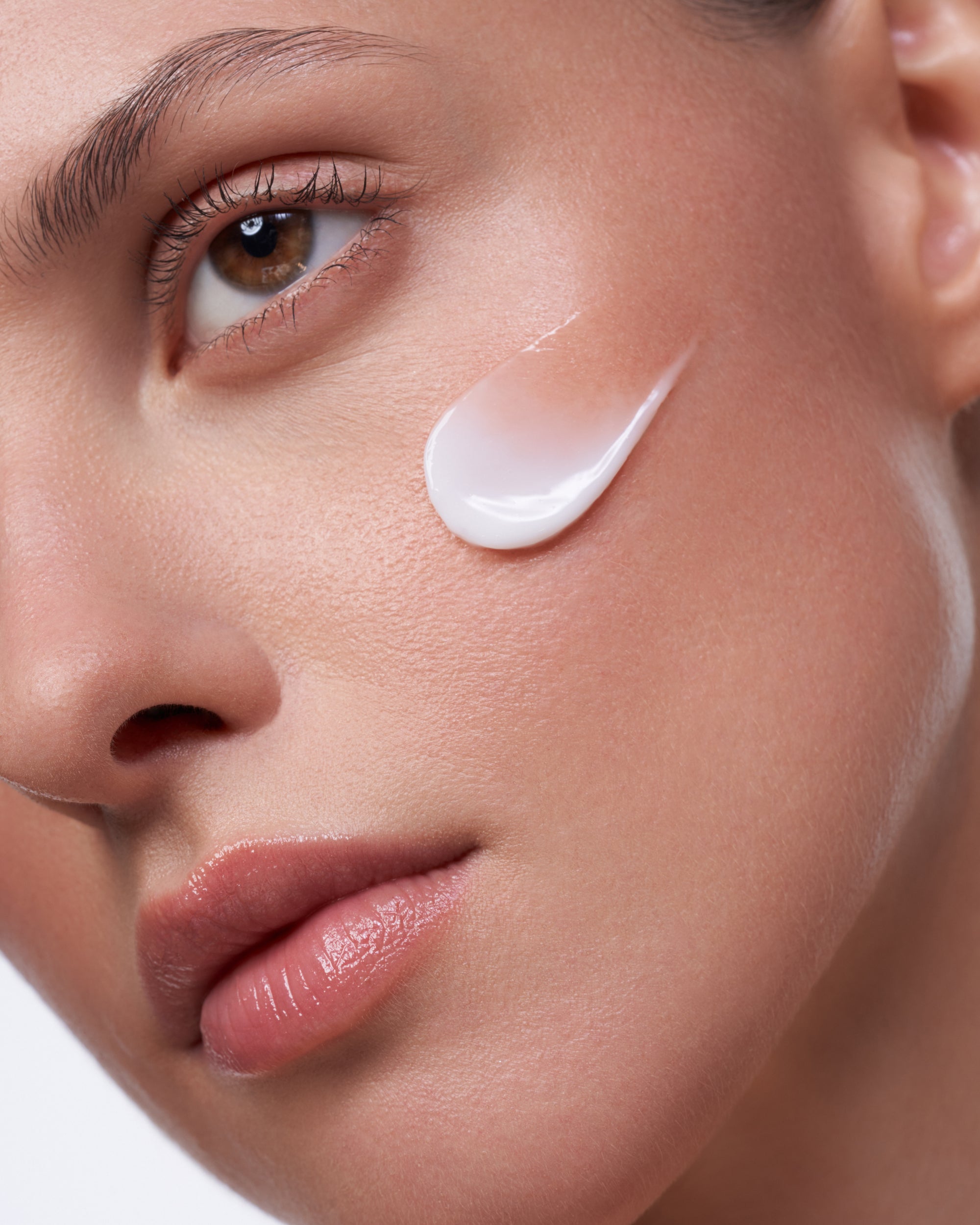 Facial skin renewal activator serum
